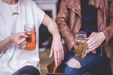 5 Tata Krama Masyarakat Jawa dalam Menyambut Tamu