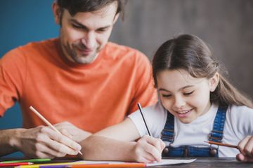 Sejarah Hari Ayah Sedunia dan Link Twibbon untuk Memperingatinya