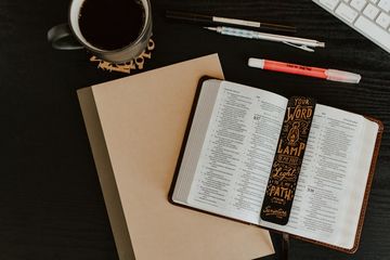 Jawab Soal Bahasa Inggris Kelas X Chapter 12, Materi Reported Speech