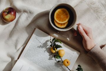 7 Perbedaan Karya Sastra Hikayat dengan Cerpen, Apa Saja?