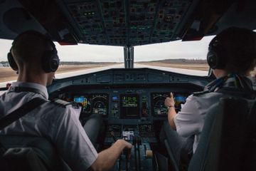 Hak dan Kewajiban Seorang Pilot