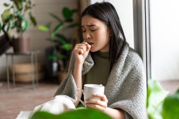 Bagaimana Cara Alami Mengatasi Batuk?
