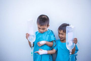 Ada soal seputar penyakit yang dialami Kimi dalam bahasa Inggris pada buku bahasa Inggris My Next Words for Elementary School kelas 5 SD.