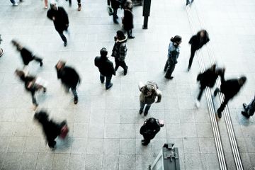 6 Faktor Penghambat Terjadinya Mobilitas Sosial dalam Masyarakat