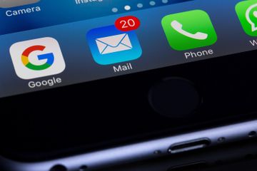 Kapan Email Pertama Kali Digunakan?