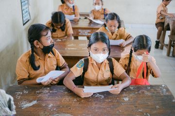 18 Contoh Penerapan Norma Kesopanan di Lingkungan Sekolah