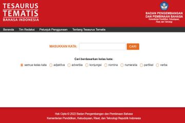 Mencari sinonim secara daring dapat dilakukan menggunakan Kamus Tesaurus.