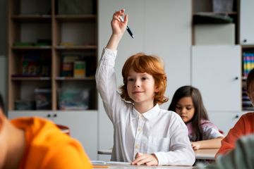 Jawab Soal Bahasa Inggris Kurikulum Merdeka Kelas XI Unit 5, Activity 4 Access and Retrieve