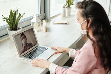 Mengapa Zoom Tidak Ada Suara?