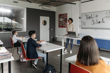 Jawab Soal Bahasa Inggris Kelas VII Chapter 2, Information about Max Bae dan Haira
