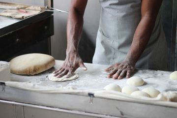 Apa yang Perlu Ditambahkan agar Adonan Roti Mengembang?