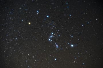 Sejak Kapan Rasi Bintang Diamati?