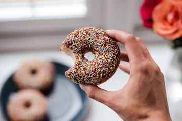 Bukan Donut ataupun Doughnut, Apa Nama Awal Donat?