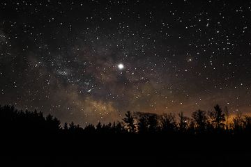 Apa Itu Bintang Utara atau Polaris?