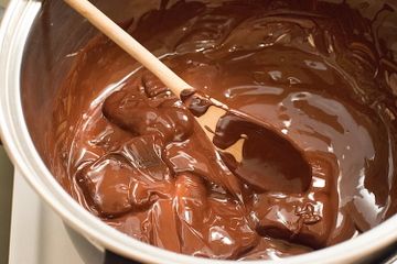 Mengapa Cokelat Mudah Meleleh?