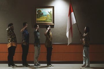 Nasionalisme memiliki hubungan dengan paham kebangsaan berdasarkan pandangannya.