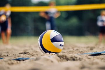 Aturan Ukuran Bola Voli untuk Standar Nasional dan Internasional