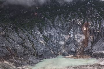 Kunci Jawaban Soal Bahasa Inggris Kelas IX Chapter 7, Transkrip Teks Listening 'Sangkuriang'