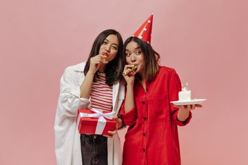 10 Contoh Ucapan Ulang Tahun buat Kakak Perempuan