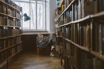 Malas Baca Buku? Ini 4 Tips Meningkatkan Kegemaran Membaca Buku