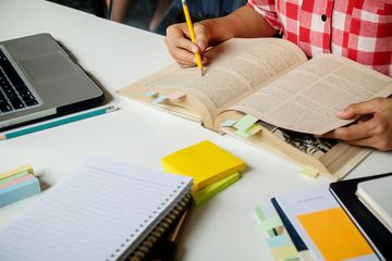 Jawab Soal Bahasa Inggris Kelas XII Chapter 9, Adverbial Phrases