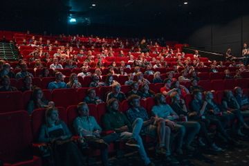 Sejak Kapan Bioskop Ada di Indonesia?