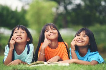 Terdapat beberapa macam makna yang dapat terkandung dalam sebuah bacaan.