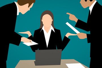 Konflik sosial bisa terjadi karena adanya perbedaan dalam masyarakat.