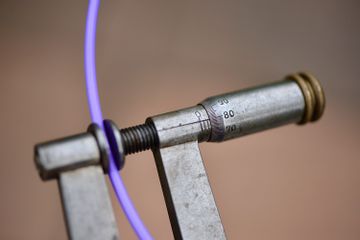 Kunci Jawaban Soal Aktivitas 1.3 Mencari Informasi tentang Mikrometer Sekrup, Materi IPA Kelas X Kurikulum Merdeka