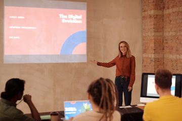 5 Tujuan Membuat Slide Presentasi