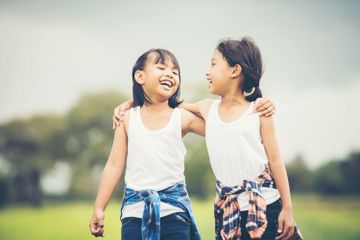 Pada buku Bahasa Inggris Kelas VII Kurikulum Merdeka, Chapter 3, terdapat soal progress check 'Text 1'. 
