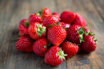 Kenapa Buah Stroberi Berwarna Merah?