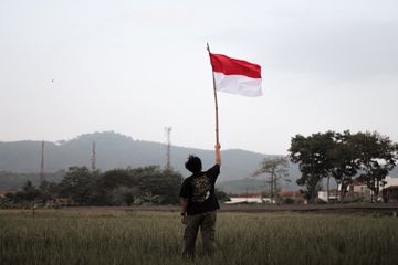 15 Contoh Implementasi Cinta NKRI, Materi PPKn Kelas XII Kurikulum Merdeka
