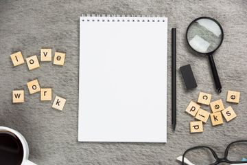 Pada buku Bahasa Indonesia Kelas VI Kurikulum Merdeka Bab 3, halaman 70, terdapat soal kata sulit. 