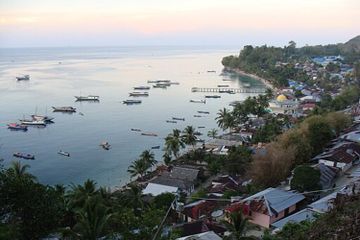 Jawab Soal Bahasa Indonesia Mengumpulkan Fakta Sejarah Pulau Run, Kelas XII Kurikulum Merdeka, Bab 5