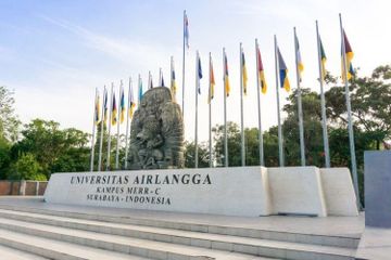 Universitas Airlangga berada di kota Surabaya, Jawa Timur.