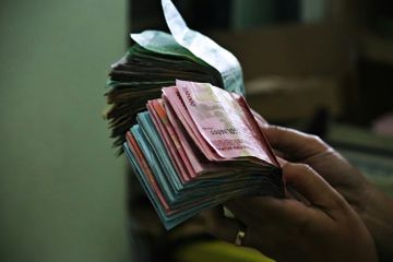 2 Faktor Utama Penawaran Uang, Materi Ekonomi Kelas XI Kurikulum