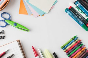 25 Kosakata Bahasa Inggris tentang Alat Tulis atau Stationary