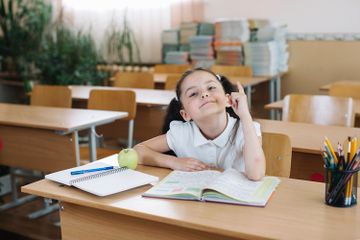 Contoh penggunaan regular verb dalam bahasa Inggris