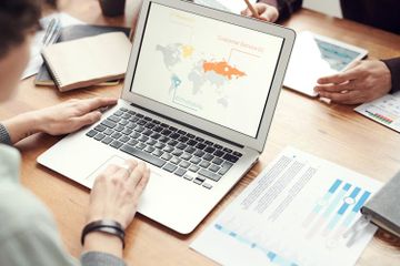 Dampak Positif Globalisasi di Bidang Ekonomi, Politik, Sosial Budaya, dan Lingkungan, Materi Sosiologi Kelas XII