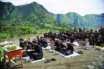 Upacara Kasada Tradisi Unik Suku Tengger Bobo Upacara Kasada Tradisi Unik Suku Tengger Bobo