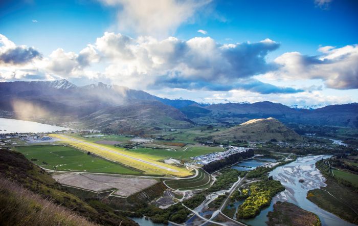 Bandara Queenstown