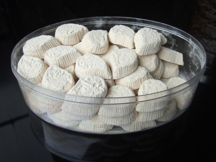 Kue satu.