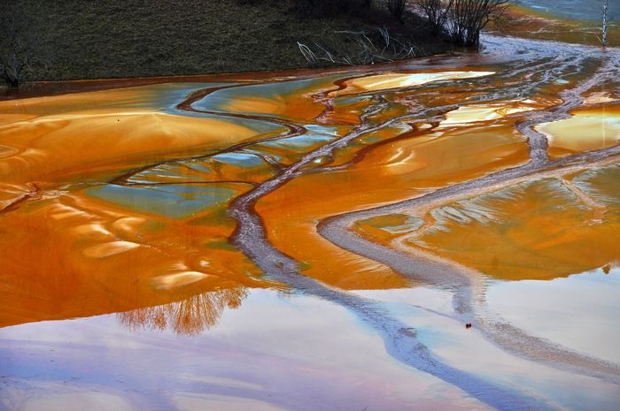 Danau <a href='https://travel.tribunnews.com/tag/geamana' title='Geamana'>Geamana</a> yang sudah tercemar.