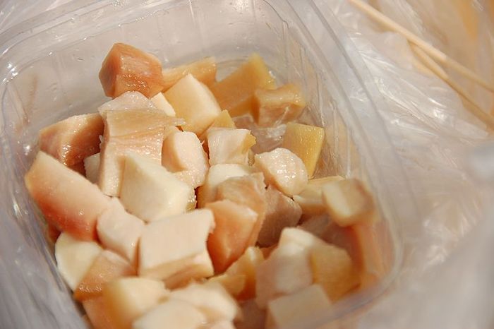 Hakarl yang aromanya menyengat