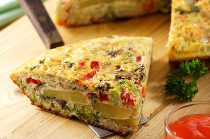 Omelet kentang untuk menu sahur Ramadan