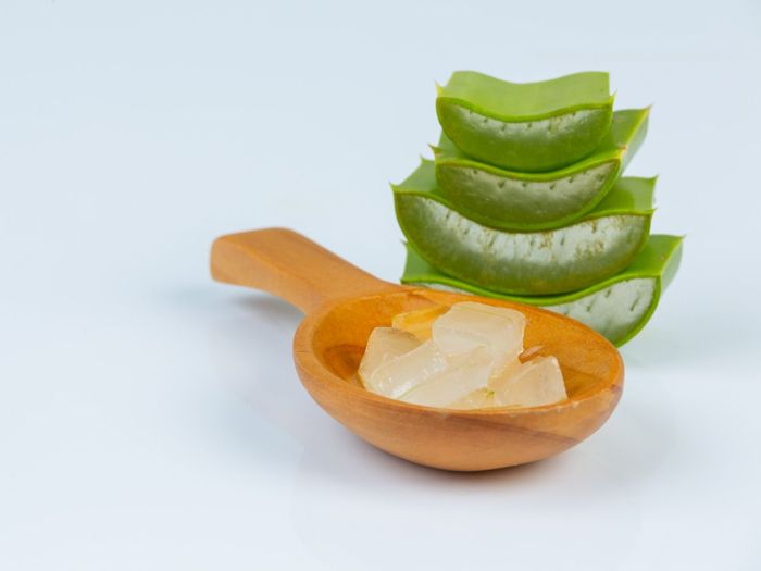 Lidah buaya bisa jadi bahan alami untuk mengatasi ketombe.