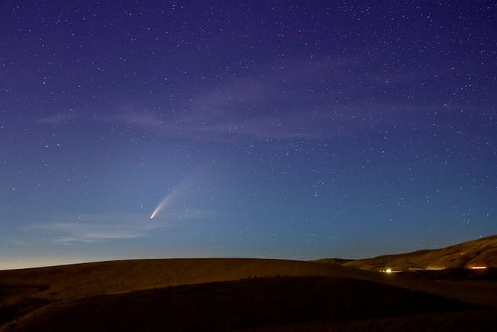 Hujan meteor Arietids menghiasi langit pada 7 Juni 2024.