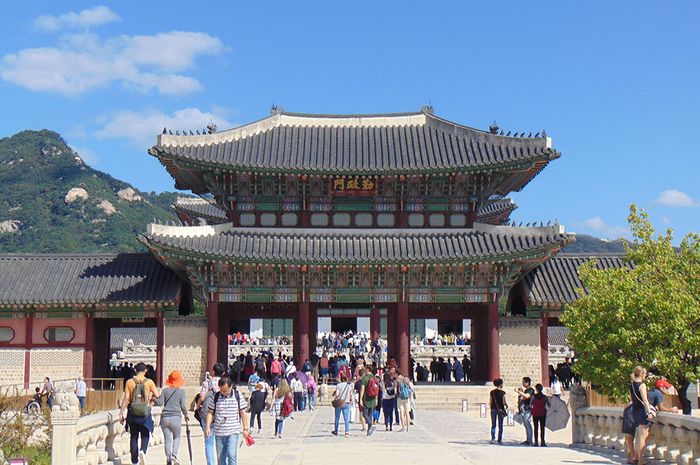 Yuk, Berkunjung ke Gyeongbokgung, Istana yang Ada di Kota Seoul! - Semua  Halaman - Bobo