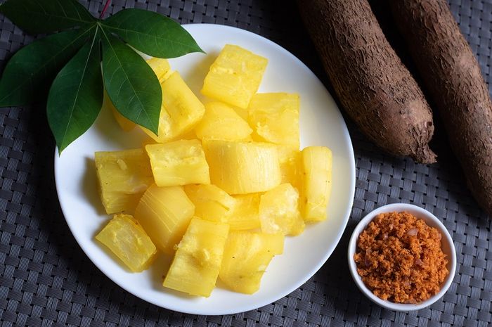 Selain singkong rebus, makanan hasil olahan singkong sangatlah beragam.